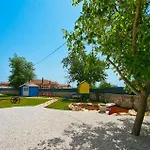 Soricevi Dvori