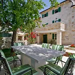 Soricevi Dvori Ferienhaus