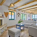 Soricevi Dvori Barat (Rovinj)