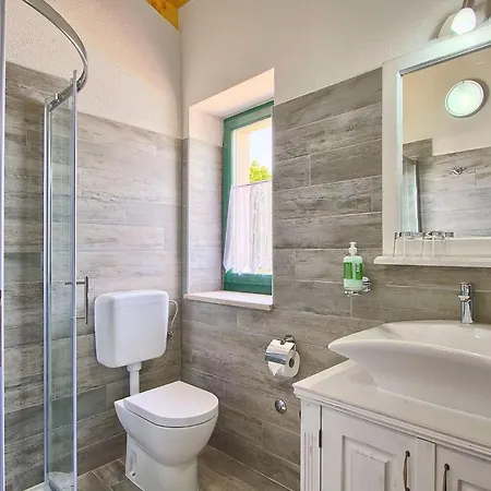 Tatil Evi Soricevi Dvori