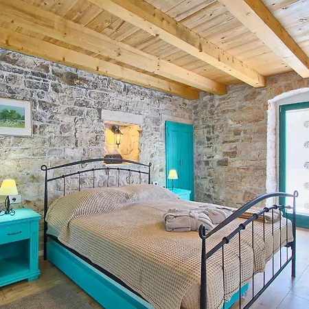 Tatil Evi Soricevi Dvori