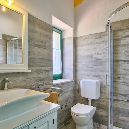 Soricevi Dvori * Barat (Rovinj)