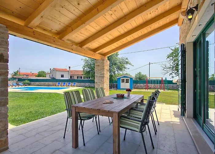 Soricevi Dvori Barat (Rovinj)