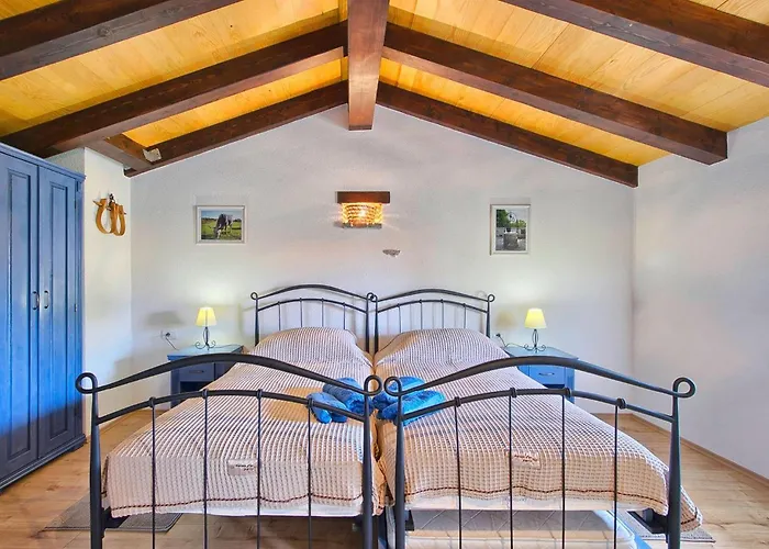 Soricevi Dvori Barat (Rovinj)