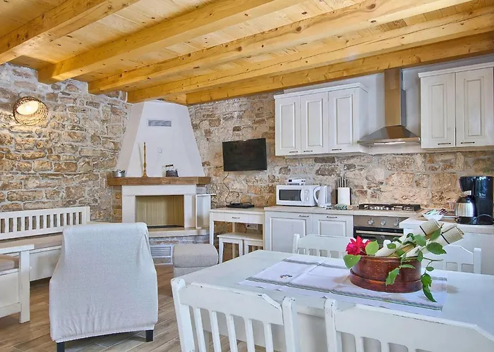 Soricevi Dvori Barat (Rovinj)